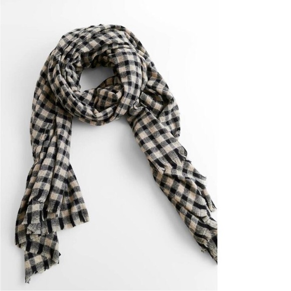 Zara Wool Blend Plaid Scarf - Picture 2 of 6